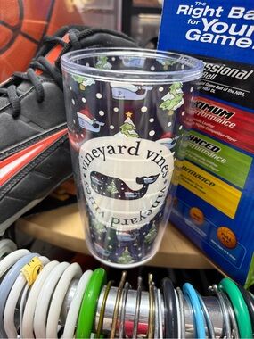 Vineyard Vines x tervis 16 oz tumbler insulated designer Christmas cup glass